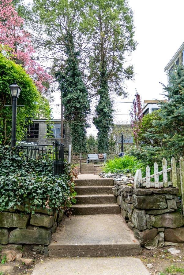 Villa CHARMING EXECUTIVE VICTORIAN MANSION w/ FREE PARKING - near Bucknell Milton Exterior foto